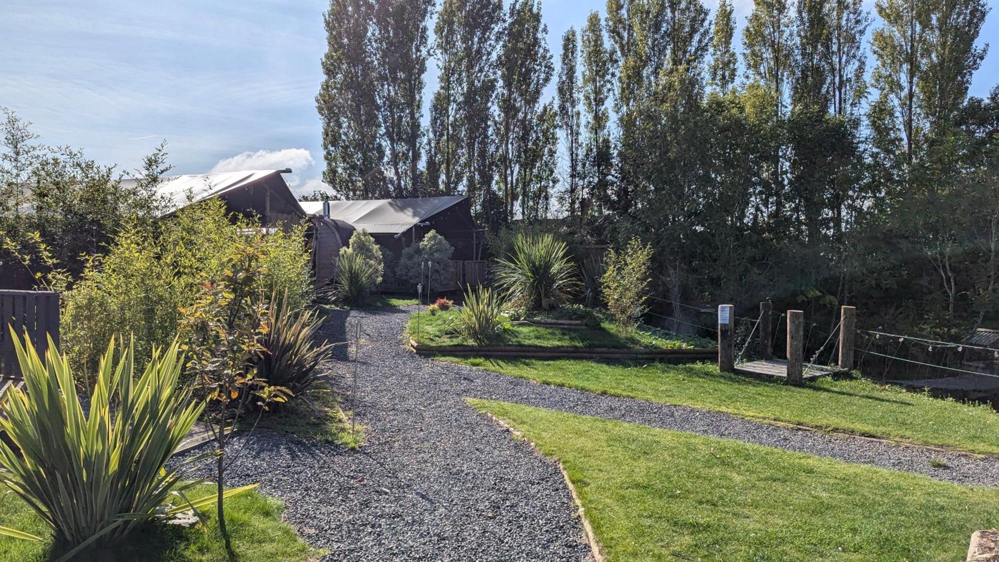 Ombersley Sunset Retreats Safari Tent מראה חיצוני תמונה